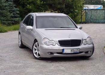 Mercedes C200 przebieg 132500 km
