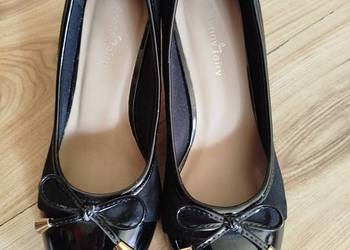 Buty czółenka na obcasie
