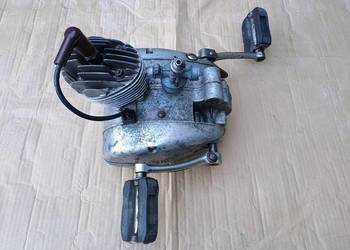 Komar silnik zabytkowy