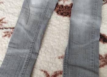 spodnie dziewczęce jeansowe siwe rozmiar 134