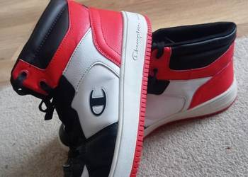 Buty champion