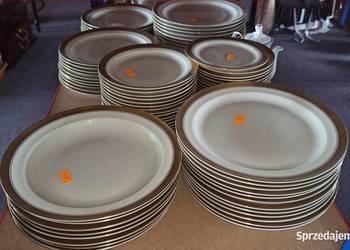 Talerz do drugiego dania. Rosenthal OLYMPIA. Ecru ze złotem. Syg. z 1935 r. Talerz do drugiego dania. Rosenthal OLYMPIA. Ecru ze złotem. Syg. z 1935 r.