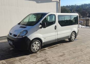 Renault Trafic 1.9 6 biegów 9 osobowy