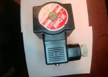 Zawór elektromagnetyczny skręcany firmy Castel typ 1060 fi 1/4"