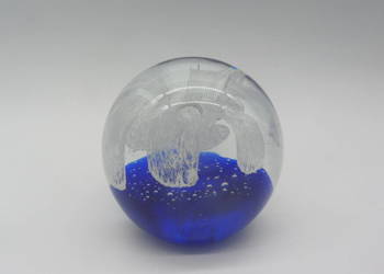 Piękna szklana kula kolorowe szkło artystyczne
