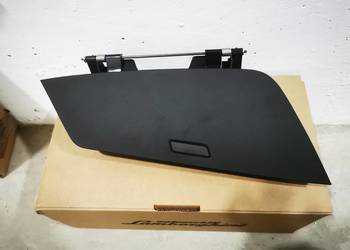 Schowek deski rozdzielczej Touran 5TB857921E