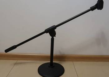 Stojący regulowany statyw do mikrofonu (stands.pl)