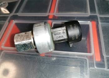 Czujnik ciśnienia klimatyzacji 51768498 fiat opel peugeot