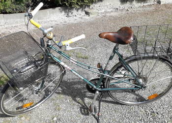 Retro rower damski Herkules, 28 cali, 5 biegów, hamulce w piastach.