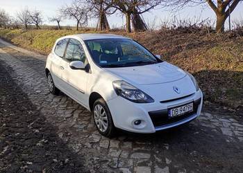 Renaulta Clio 3 1.2 benzyna  2009r.