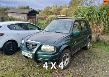 Suzuki Grand Vitara 2,5 V6 4X4 klima webasto hak I (1997-2005)