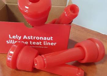 5.9701.2008.2 Wkładki do brodawek czerwone Lely Astronaut