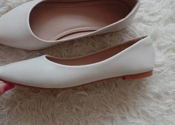 (40) Beżowe Baleriny wieczorowe  biznesowe , NOWE