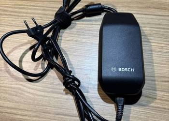Ładowarka charger Bosch Smart BPC3200  2A