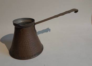 Stary miedziany tygielek dżezwa do parzenia kawy retro vintage Stary miedziany tygielek dżezwa do parzenia kawy retro vintage