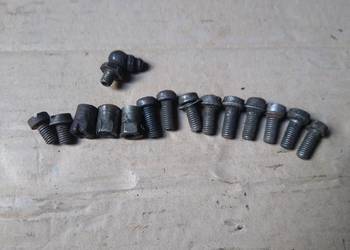 Junak m07 przejściówka m10 śruby oryginał.