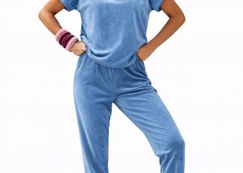 Dres damski welurowy komplet sportowy bluza spodnie kieszenie naszywka