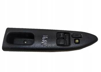 PRZEŁĄCZNIK SZYB 7423205050 Toyota Avensis I