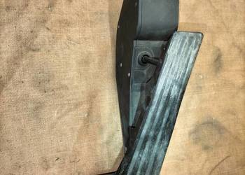 Moduł pedału gazu BMWW90 E91 E92 E60 E61  E63 E64 E65 E66 F01 F02 F10 F11