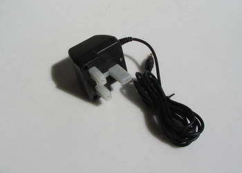 Ładowarka Nokia ACP - 7X , DC 3,7V / 350 mA wtyczka UK