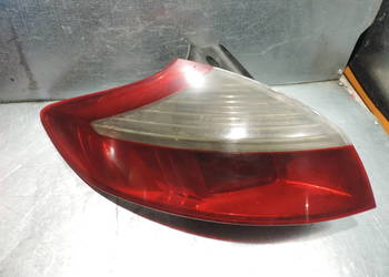 LAMPA TYLNA LEWA RENAULT MEGANE III HB