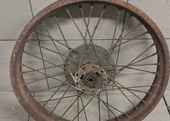 Iż 49 - koło przód