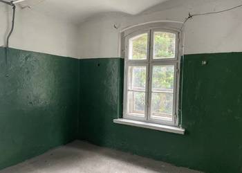 garaż, magazyn 18 m2 + regał