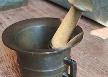 Solidny, Stary moździerz mosiężny – Antyk z duszą, stan bdb!