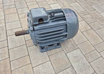 Silnik elektryczny 5,5 kw 1455 obr  śrutownik piła