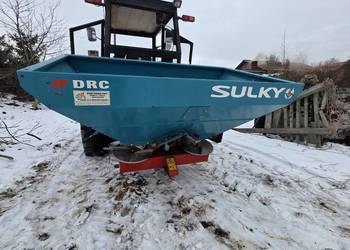 ROZSIEWACZ NAWÓZ  SLUKY DRC 700l 21m