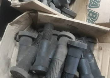 Śruby koła, nakrętki Volvo FL nowe. Wyprzedaż