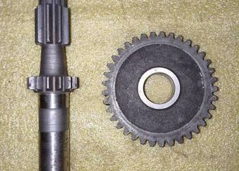 Wałek skrzyni biegów że wstecznym Dniepr MT z wolną jedynką