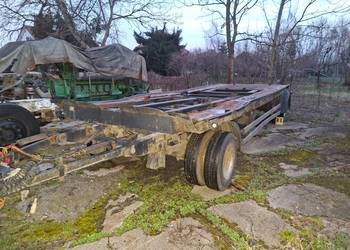 Przyczepa kontenerowa