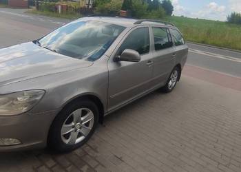 Sprzedam fajną Skodę Octavię z orginalnym przebiegiem
