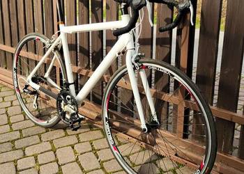 Szosa GOTOWA DO JAZDY kolarka NOWY LAKIER rower szosowy sprawna