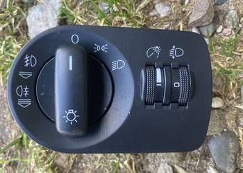 Przełącznik świateł A3 8P