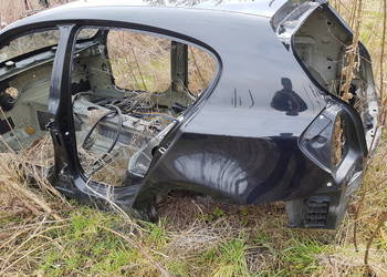 BMW 1 E87 BLOTNIK TYL LEWY CWIARTKA TYL LEWA PAS TYLNY