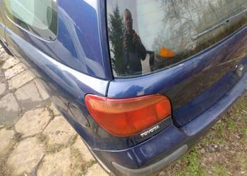 TOYOTA YARIS I 3D lampa tył prawa