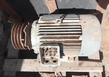 silnik elektryczny 7,5 kW + 2x koła pasowe