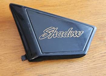 Boczek lewy czarny nieoryginalny Honda VT500C Shadow