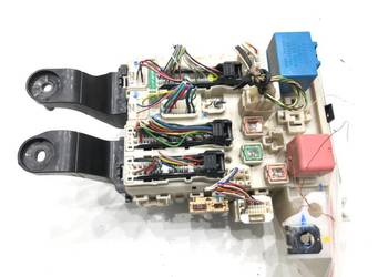 SKRZYNKA BEZPIECZNIKÓW TOYOTA AVENSIS T27 Kombi 09-18 2.0 126KM MODUŁ