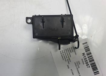 MODUŁ TOYOTA LAND CRUISER 200 89227-33010