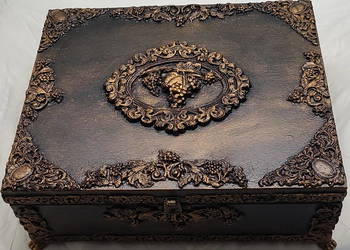 Kaseta na alkohol i dwa kieliszki