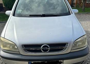 Opel Zafira A 2.2DTI 2002r