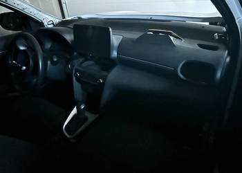 Toyota Yaris cross deska poduszki kurtyny pasy uszkodzone