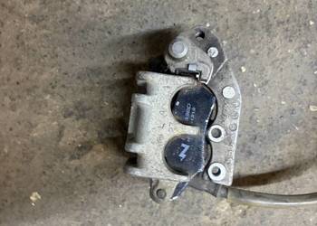 zacisk hamulcowy przod suzuki rm 125/250 96-08