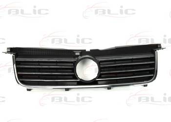 ATRAPA CHROM/CZARNA - VW PASSAT 11/00-01/05