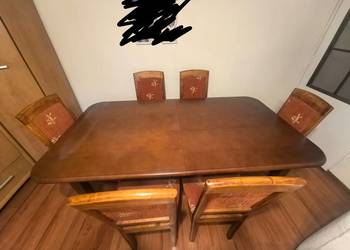 Stół rozkładany +  6 krzeseł