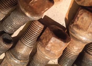 Śruby do kół stalowych Peugeot