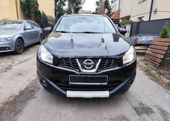 Nissan  tecna ,automat napęd na 4 koła panorama camera grzane siedzenianavi